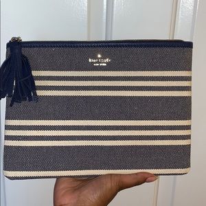 NWOT Kate Spade zipper clutch